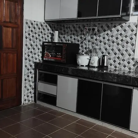 Fra Homestay Kuantan Exterior photo